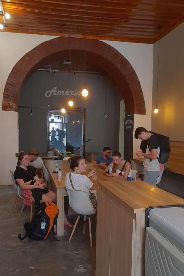 Americo Pousada E Hostel Sao Luis  Bagian luar foto